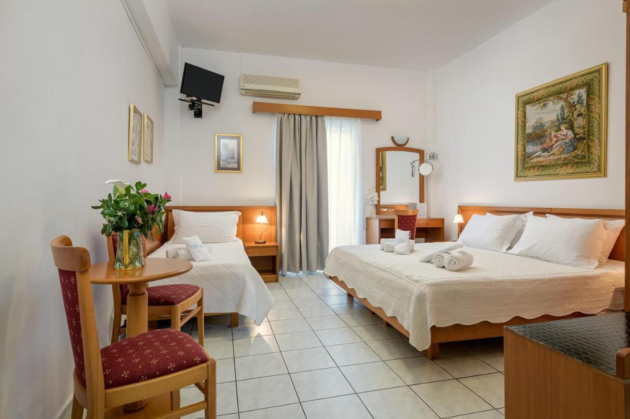 Grikos Hotel Patmos Town Ngoại thất bức ảnh