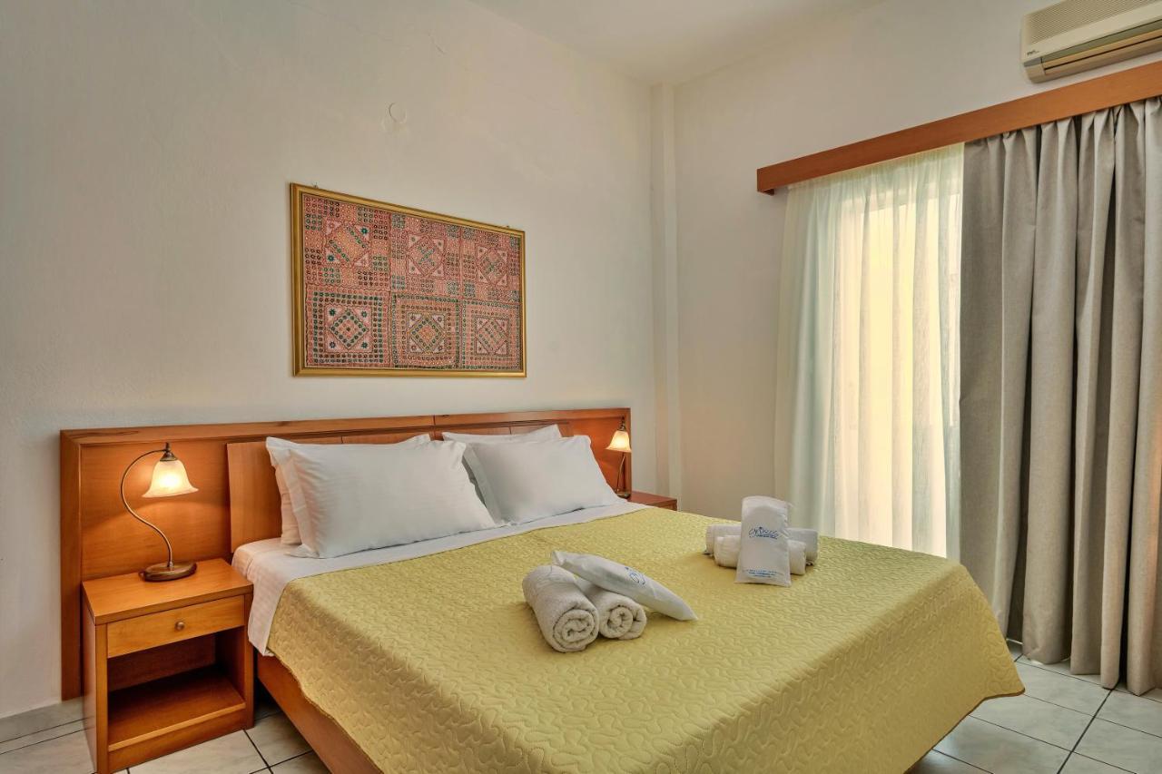 Grikos Hotel Patmos Town Ngoại thất bức ảnh