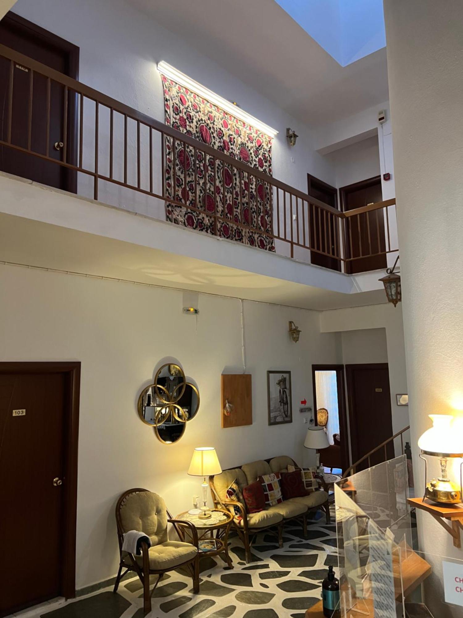 Grikos Hotel Patmos Town Ngoại thất bức ảnh