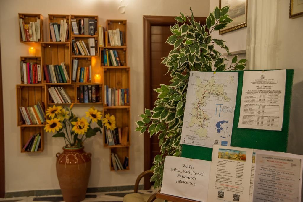 Grikos Hotel Patmos Town Ngoại thất bức ảnh